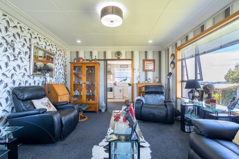 47 Gilkison Street, Halfway Bush, Dunedin - Carousel 2