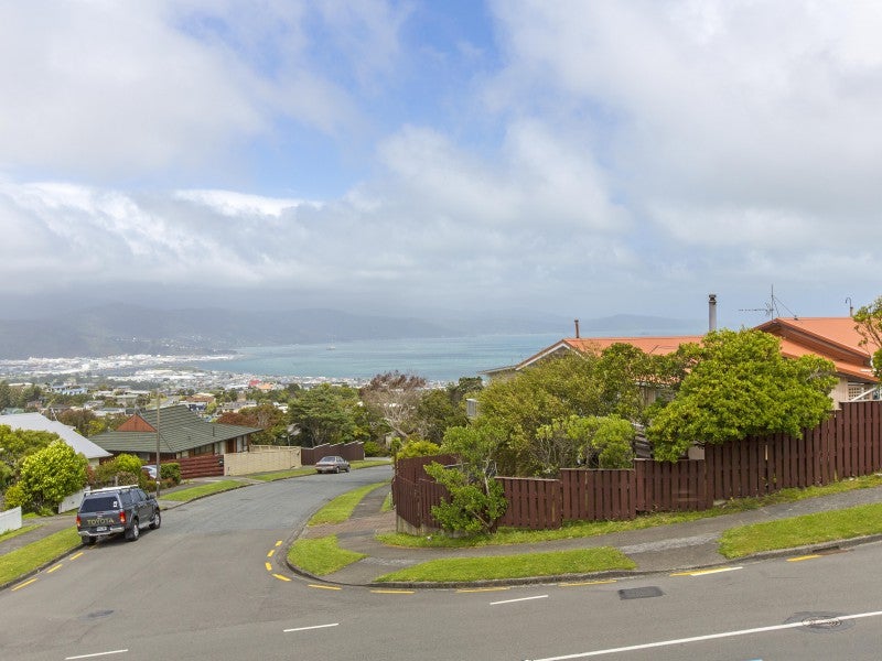 2/36 Acacia Avenue, Maungaraki, Lower Hutt - Carousel 12