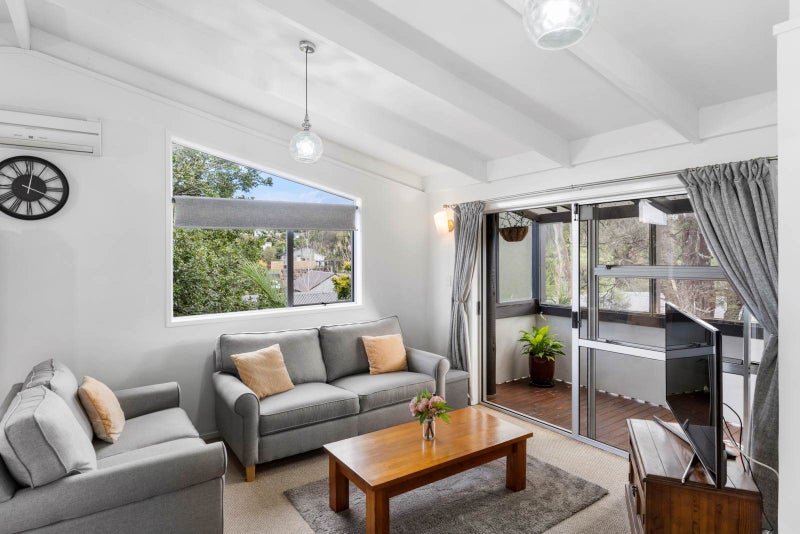 2/37 Glamorgan Drive, Torbay, Auckland - Carousel 1