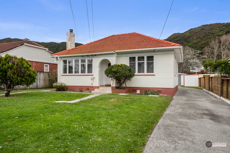 15 Freyberg Street, Waterloo, Lower Hutt - Carousel 1