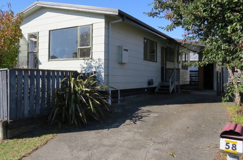 57 Mazengarb Road, Paraparaumu Beach, Paraparaumu - Carousel 1
