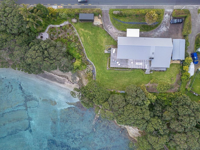 899 Whangaparaoa Road, Manly, Whangaparaoa - Carousel 1