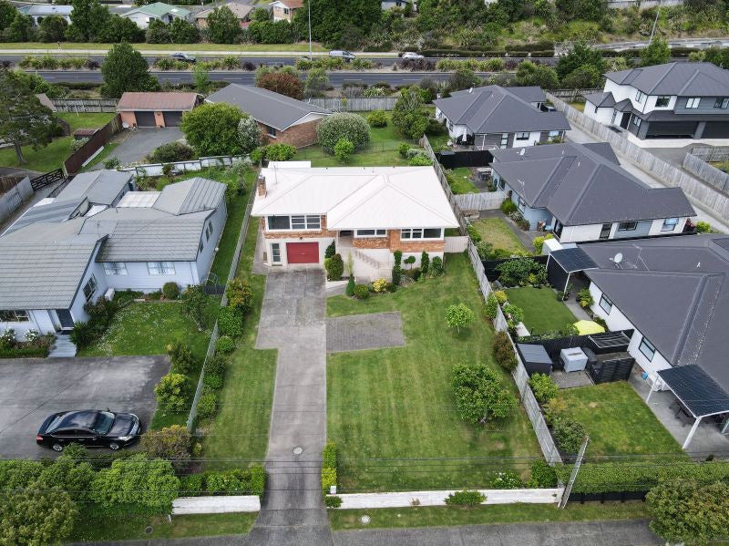 280 Tramway Road, Chartwell, Hamilton - Carousel 3