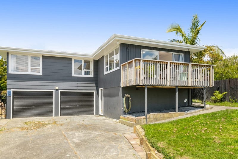 25 Japonica Drive, Beach Haven, Auckland - Carousel 1
