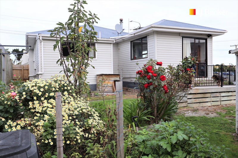 37 Tahuna Road, Tainui, Dunedin - Carousel 1