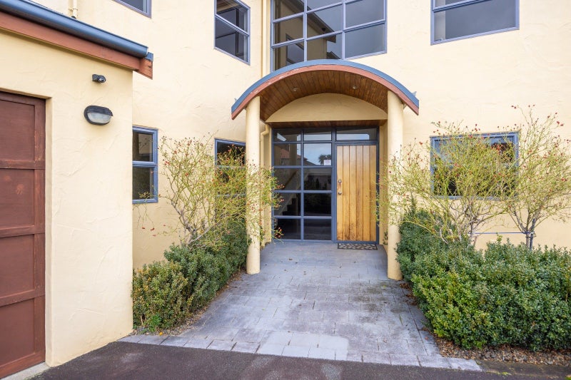 52 Keswick Crescent, Huntington, Hamilton - Carousel 2