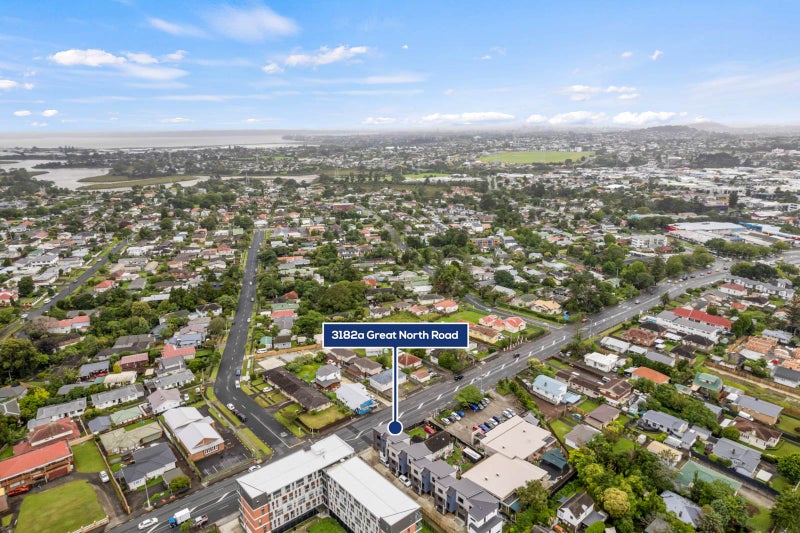 3182A Great North Road, New Lynn, Auckland - Carousel 2