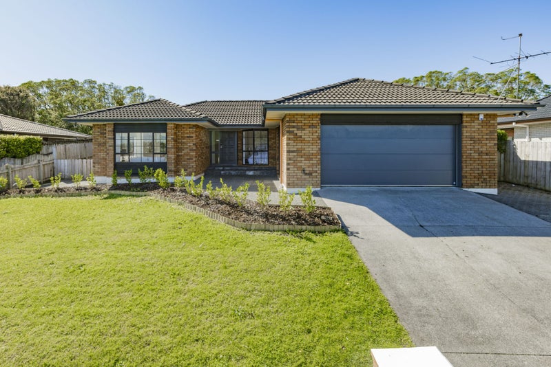 24 Summermist Drive, Northpark, Auckland - Carousel 1