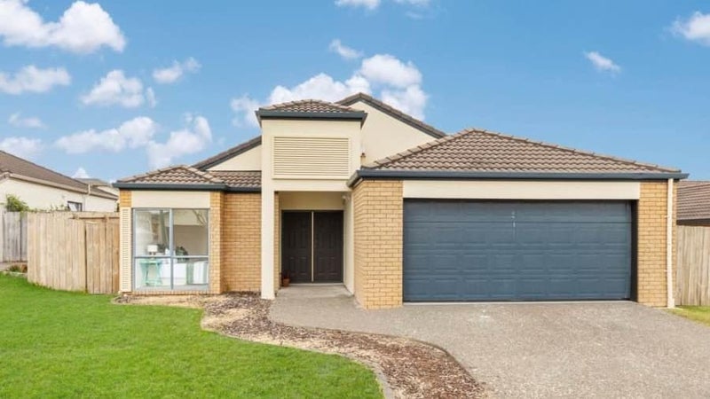 44 Newinn Crescent, East Tamaki Heights, Auckland - Carousel 1