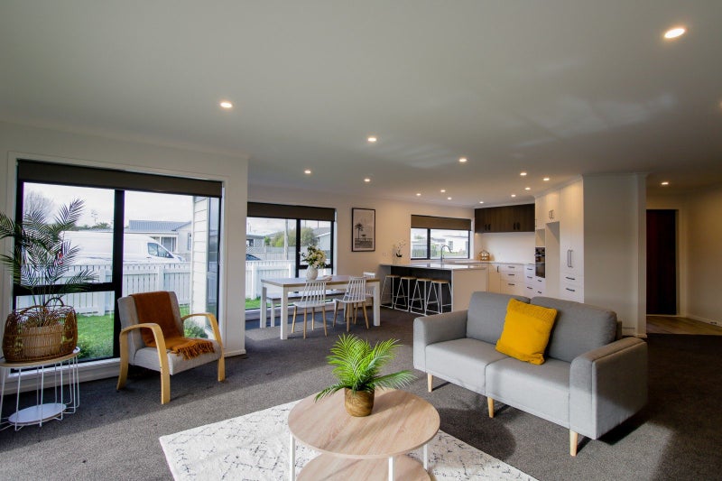 34 Roore Street, Foxton Beach, Foxton - Carousel 1