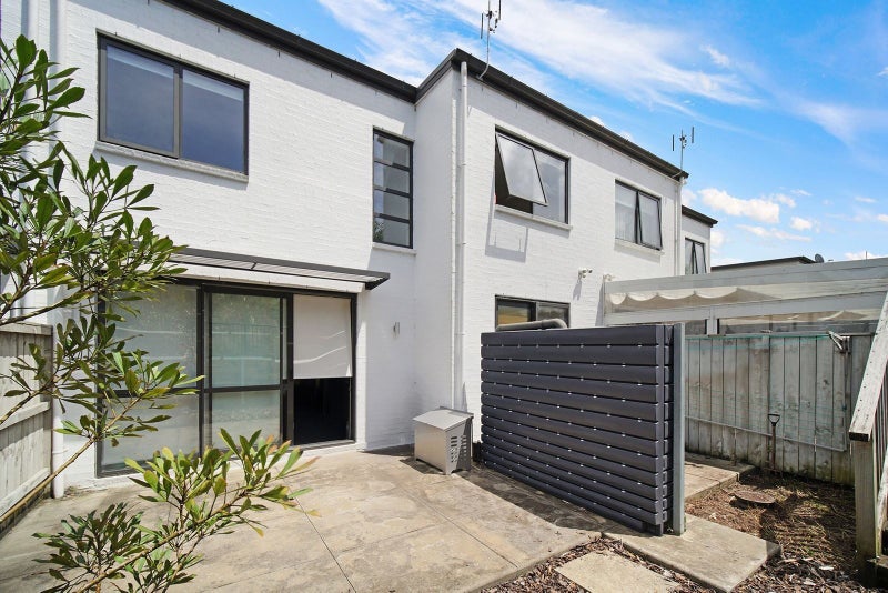 61 Matairangi Avenue, Totara Heights, Auckland - Carousel 12