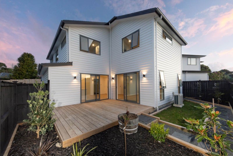 53B Mcleod Road, Te Atatu South, Auckland - Carousel 2