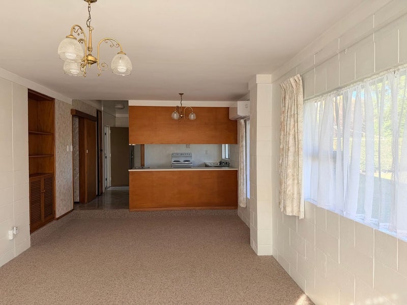 16 Seaforth Avenue, Mangere Bridge, Auckland - Carousel 2