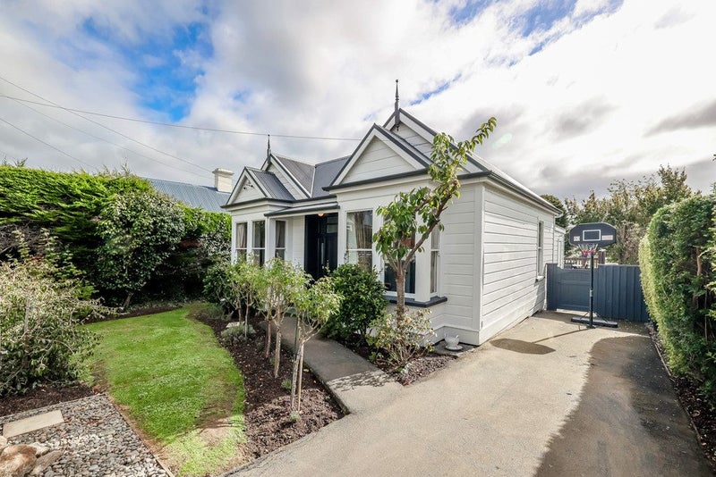 8 Beta Street, Belleknowes, Dunedin - Carousel 2