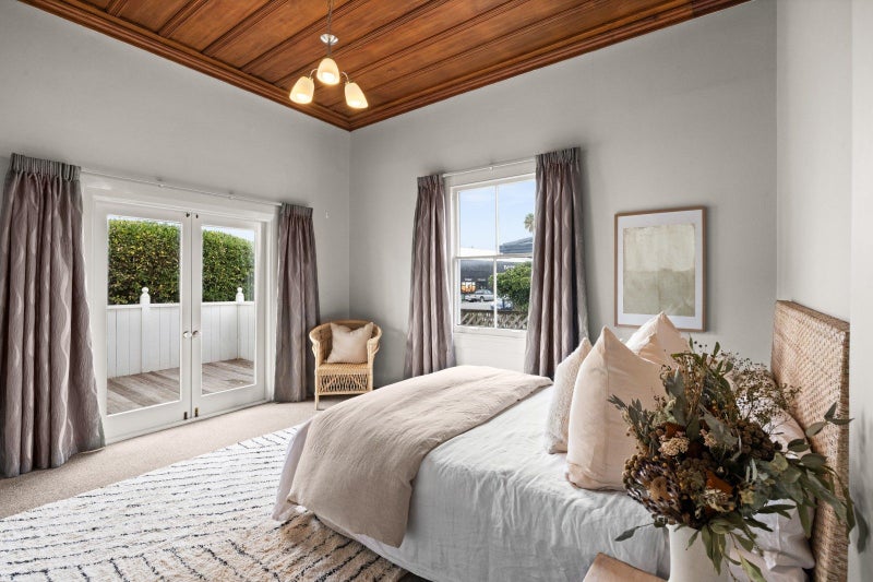 89 Wellesley Road, Napier South, Napier - Carousel 1