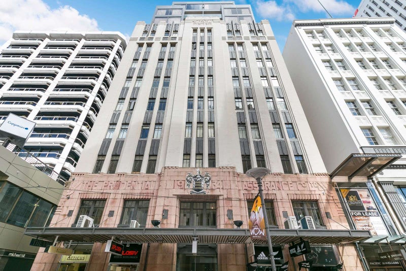 304/332 Lambton Quay, Wellington Central, Wellington - Carousel 1