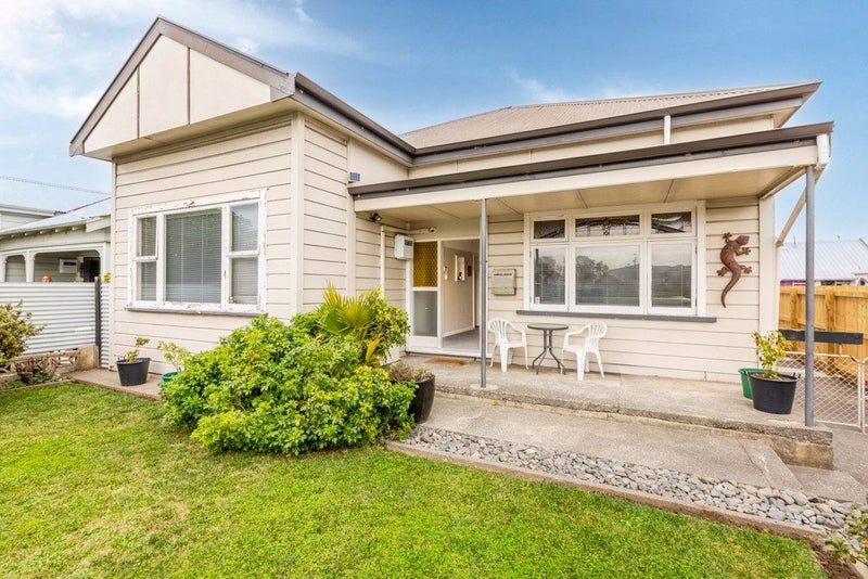 57 Wellesley Road, Napier South, Napier - Carousel 1