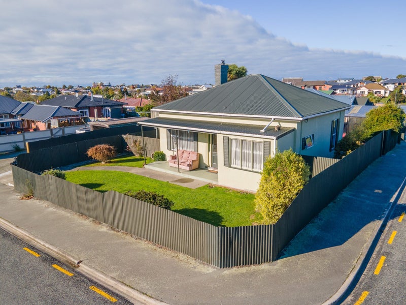 6 Livingstone Street, West End, Timaru - Carousel 13