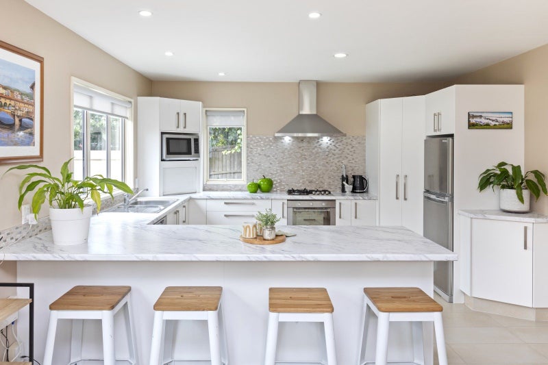 4 Baldoyle Way, Casebrook, Christchurch - Carousel 1