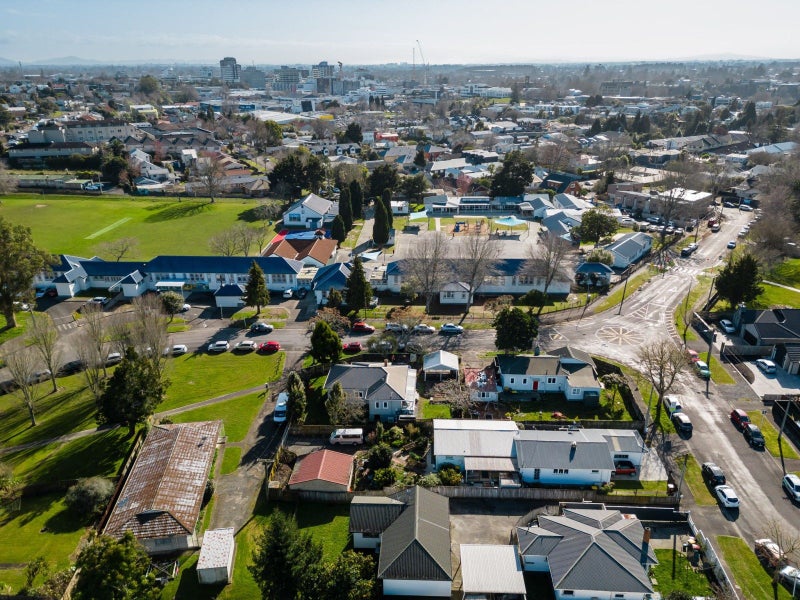 6B Park Terrace, Hamilton Central, Hamilton - Carousel 23