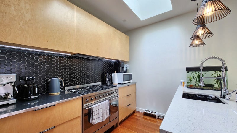 50 Rex Street, Miramar, Wellington - Carousel 2