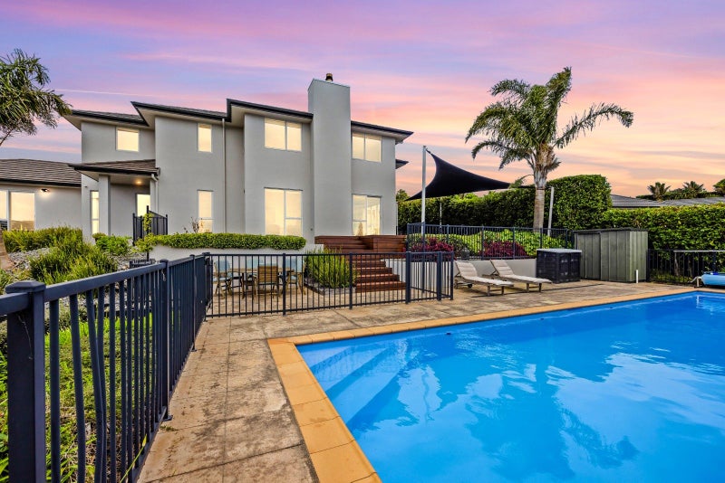 17 Links Drive, Waiwhakaiho, New Plymouth - Carousel 1