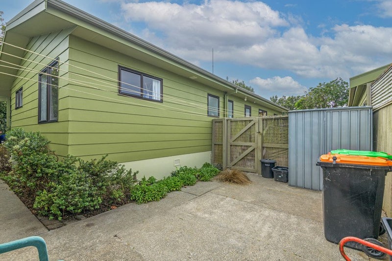 57 Benmore Avenue, Cloverlea, Palmerston North - Carousel 19