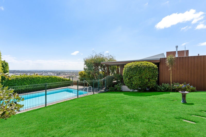 4 Michael Avenue, Mount Pleasant, Christchurch - Carousel 2