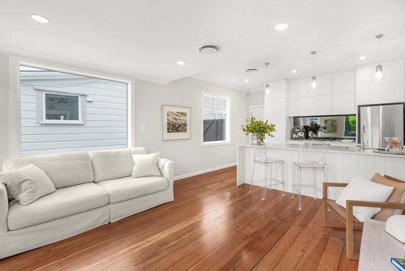 9 Beach Street, Petone, Lower Hutt - Carousel 2