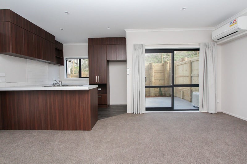 1/20 Hunter Street, Hamilton Lake, Hamilton - Carousel 2