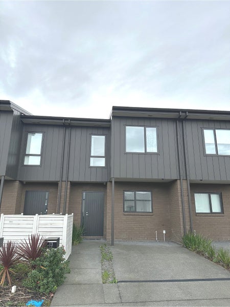 13 Orona Place, Takanini, Auckland - Carousel 2