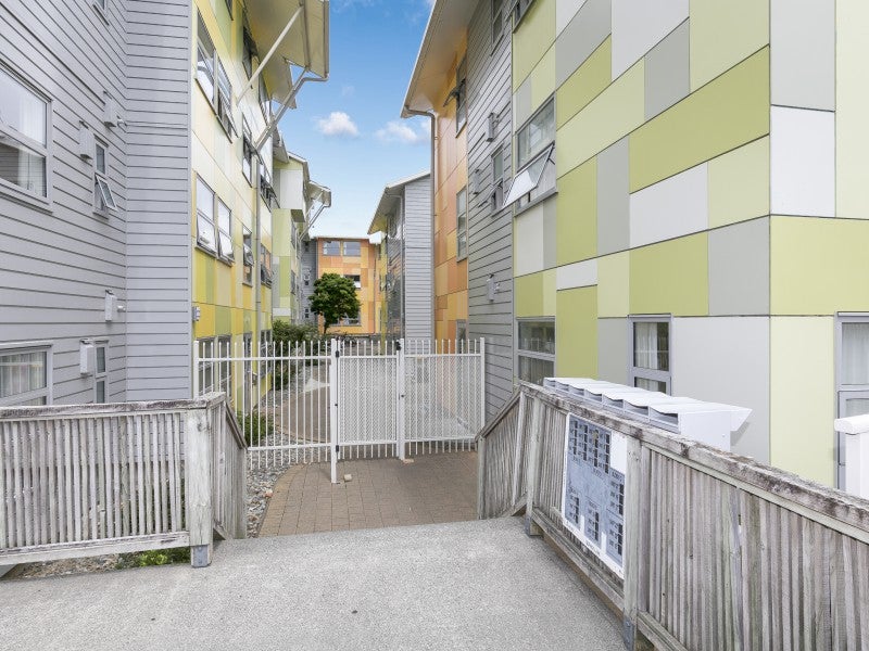 26/19 Drummond Street, Mount Cook, Wellington - Carousel 1