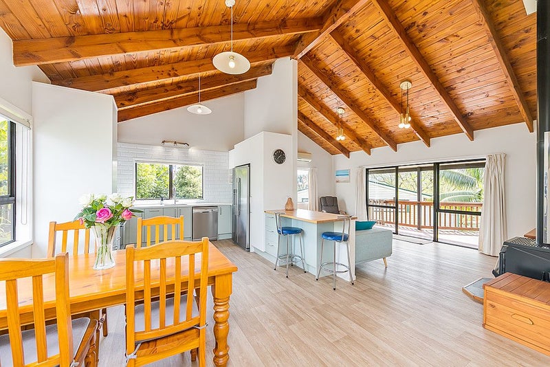 6 Albert Road, Warkworth, Warkworth - Carousel 1