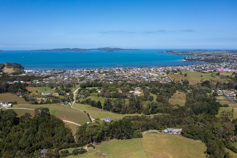 27 Lett Road, Snells Beach, Snells Beach - Carousel 35