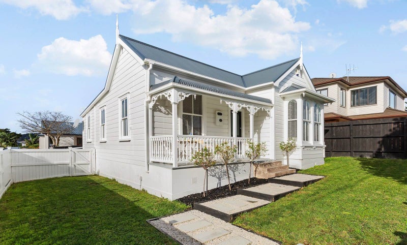 70A Blockhouse Bay Road, Avondale, Auckland - Carousel 1
