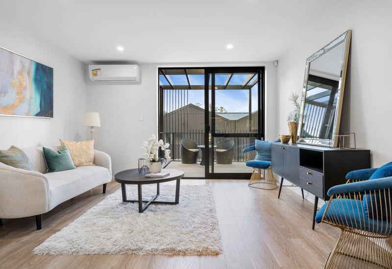 4/32A Westgate Drive, Westgate, Auckland - Carousel 1