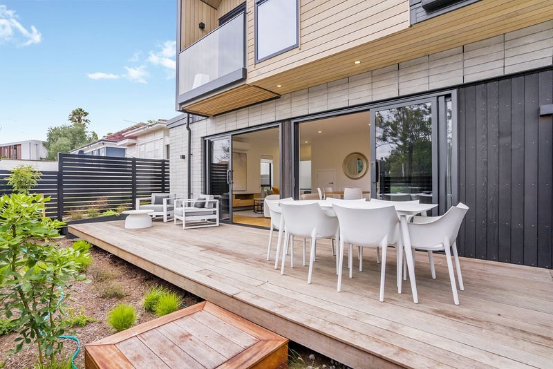 11 Winsomere Crescent, Westmere, Auckland - Carousel 2