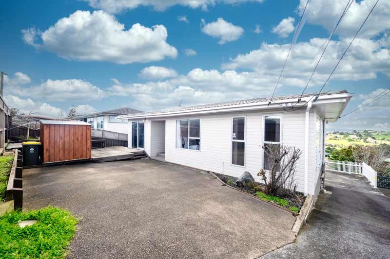 139 Sandspit Road, Shelly Park, Auckland - Carousel 2