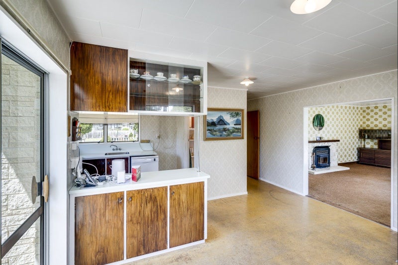 40 Ardrossan Avenue, Flaxmere, Hastings - Carousel 2
