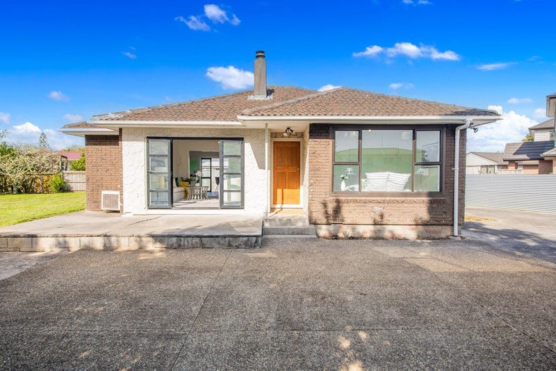 48 Edgewater Drive, Pakuranga, Auckland - Carousel 2