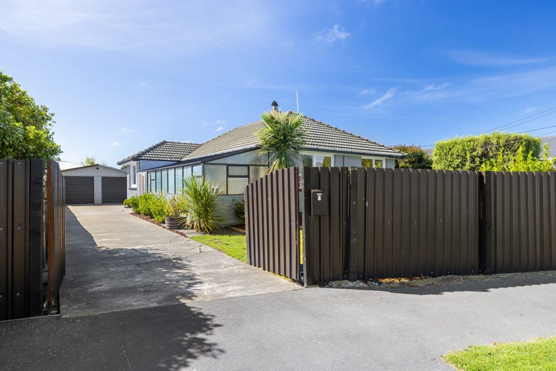 8 Compton Street, Woolston, Christchurch - Carousel 1