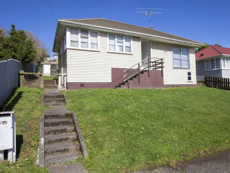 172 Champion Street, Cannons Creek, Porirua - Carousel 2