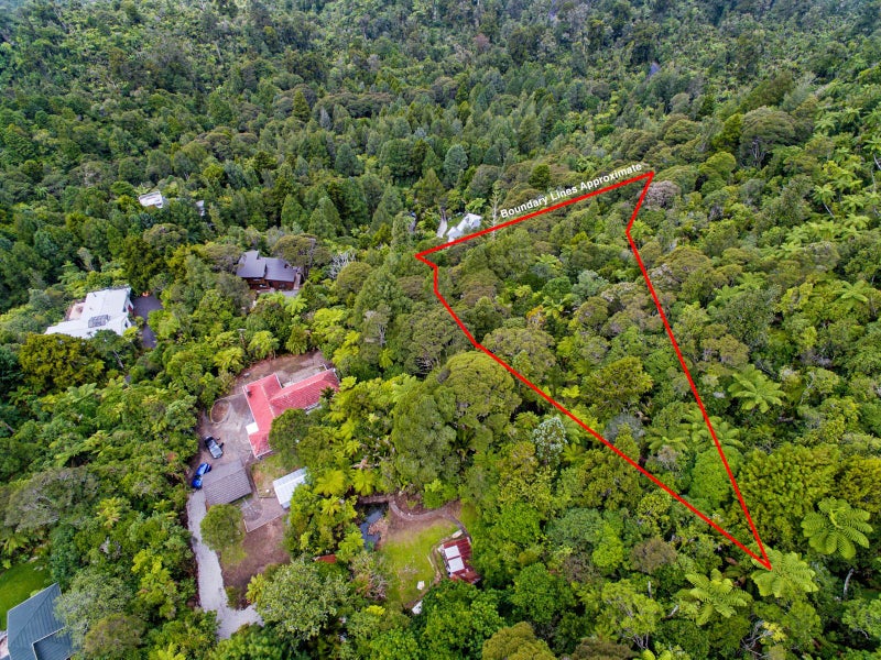 408A Scenic Drive, Waiatarua, Auckland - Carousel 1