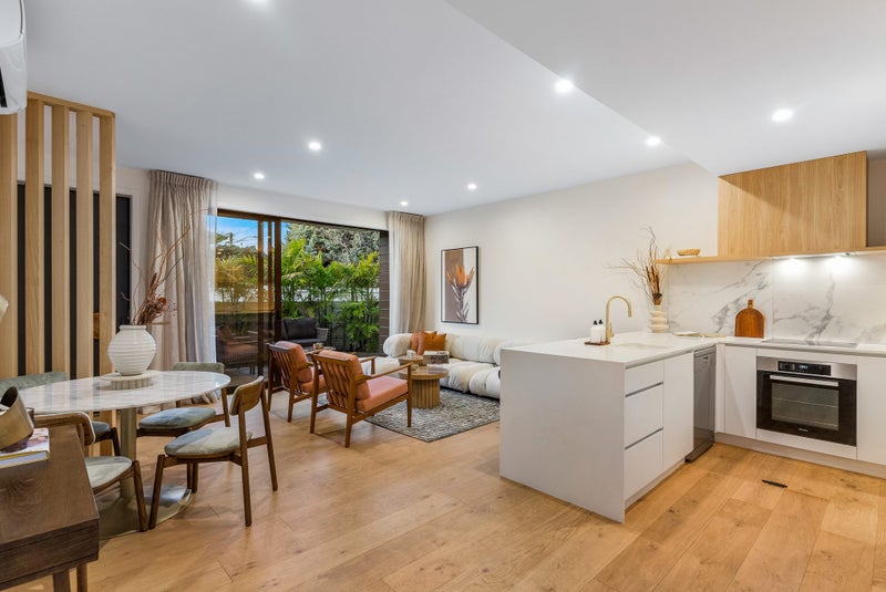 350A Point Chevalier Road, Point Chevalier, Auckland - Carousel 1