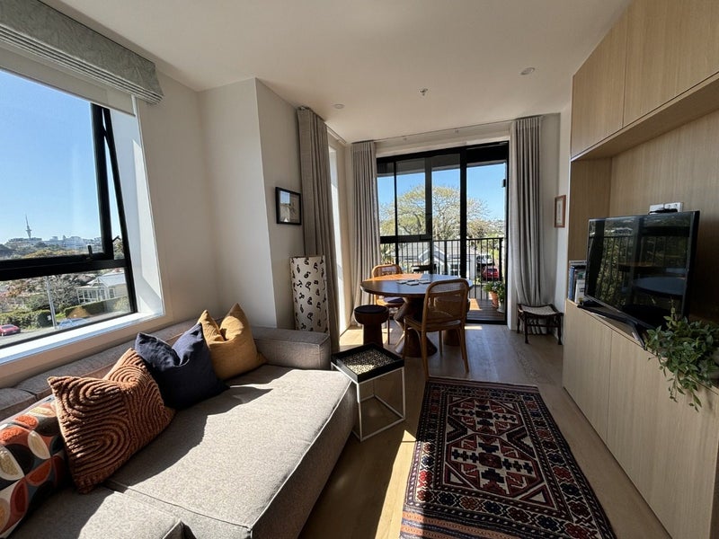 203/2 Finch street, Western Springs, Auckland - Carousel 1