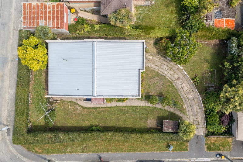 10 Dalkeith Street, North East Valley, Dunedin - Carousel 24