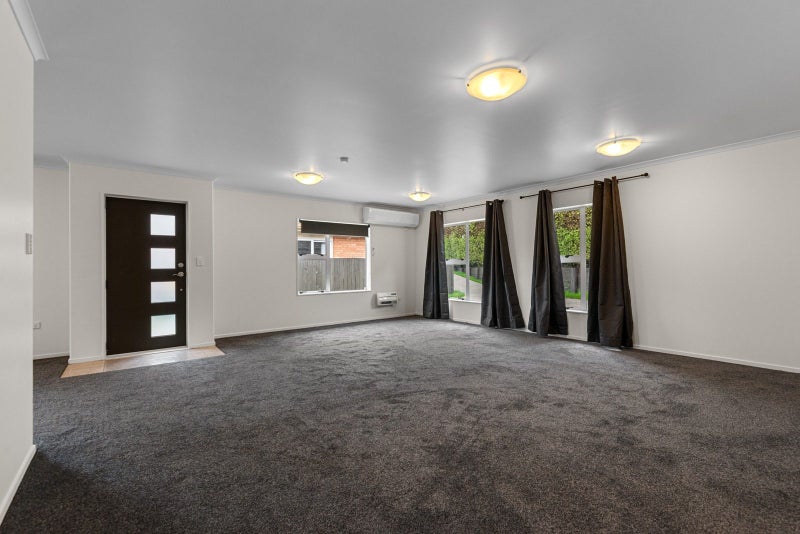 41 Merlot Drive, Pyes Pa, Tauranga - Carousel 2