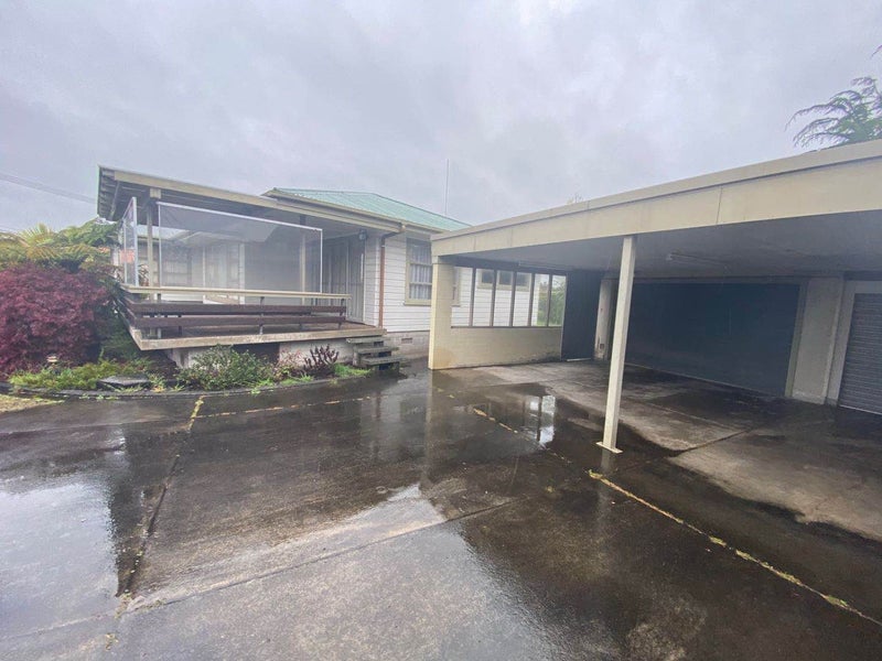 9 Sturges Road, Henderson, Auckland - Carousel 2