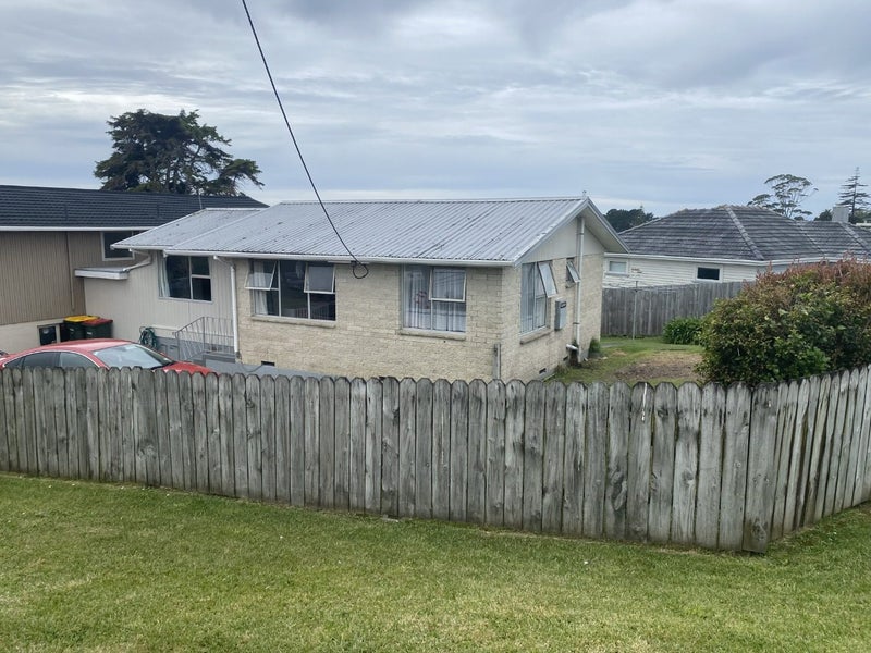 2/67 Carlisle Road, Torbay, Auckland - Carousel 7