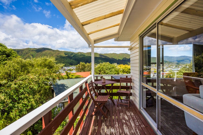 14 Naseby Grove, Wainuiomata, Lower Hutt - Carousel 2
